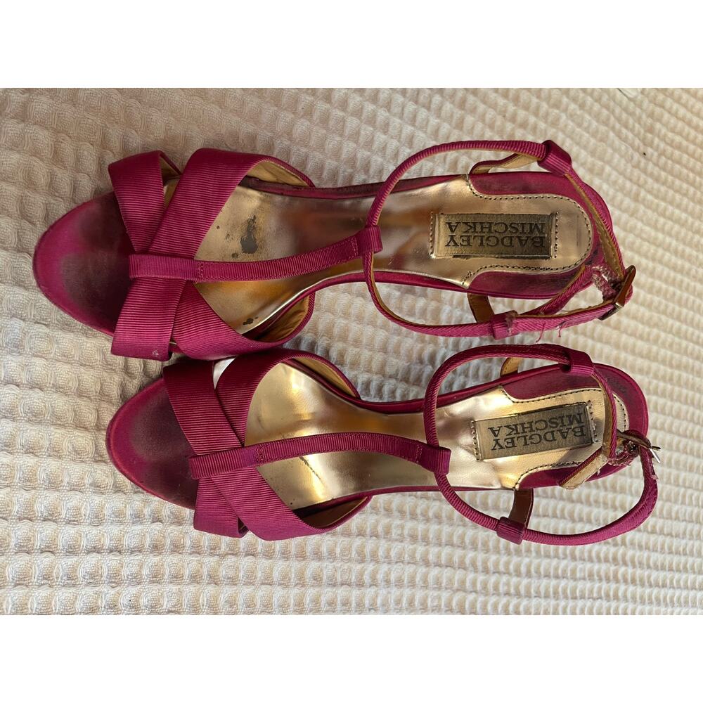 Badgley Mischka Glam Eventwear Purple T Strap Stiletto Heels W/ Dust Bag Sz 6.5 - Picture 9 of 16